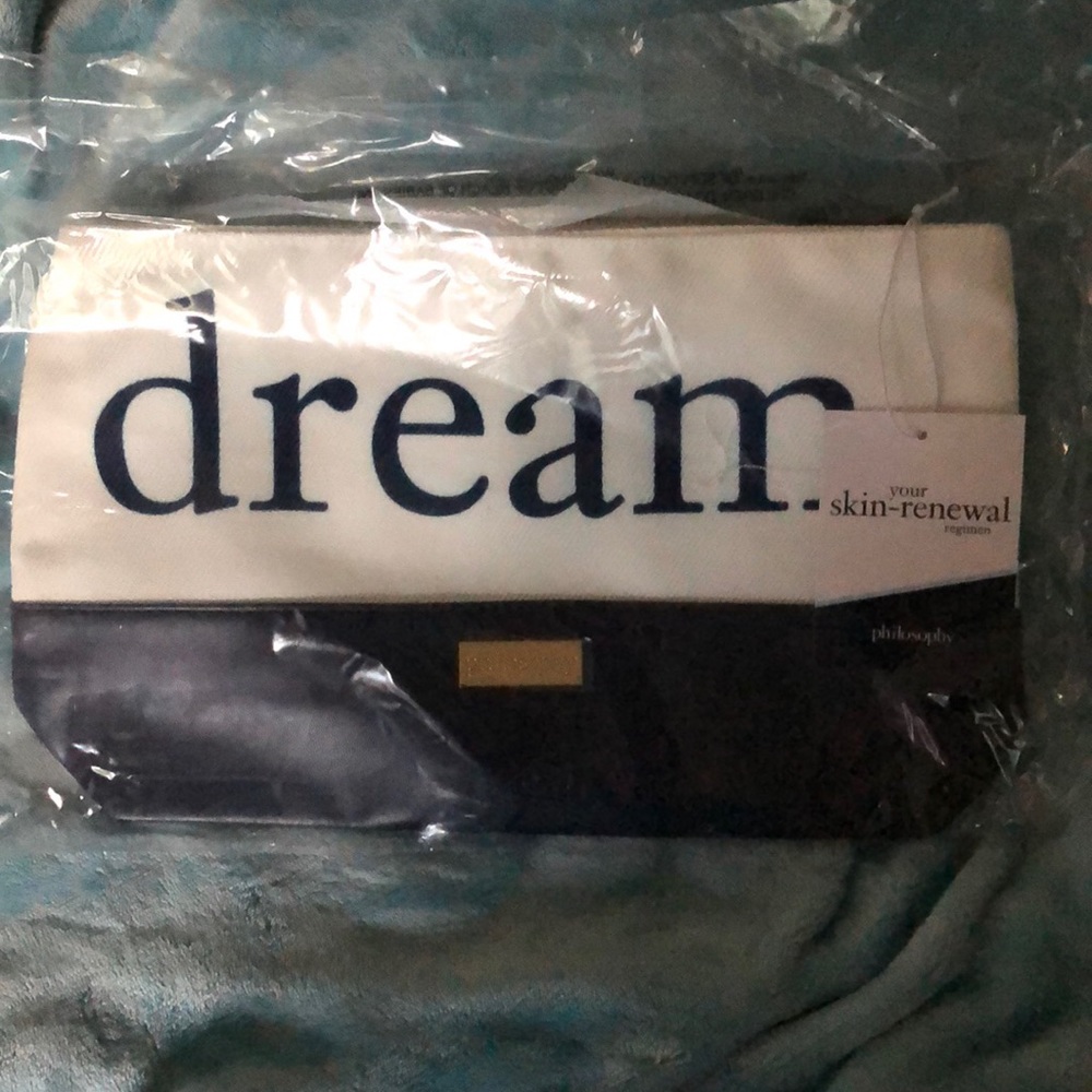 Makeup bag